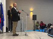 Unas personas postulan alguno contratos formación alternancia ofrece Sumitomo Cuenca