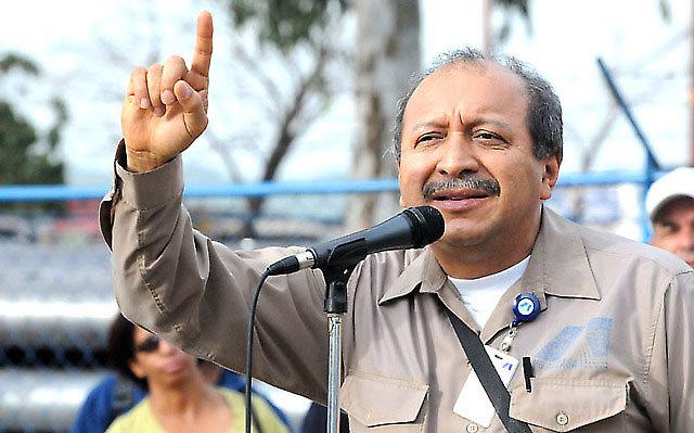 Exhortan al Gobierno para que deje sin efecto la medida y anuncian que llamarán a movilizaciones en defensa del Plan Guayana Socialista y el Control Obrero: Colectivos y Poder Popular de Ciudad Guayana en pie de lucha contra la remoción del Presidente-...