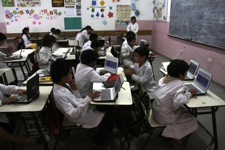 San Luis, día 1: escuela, prensa y compus