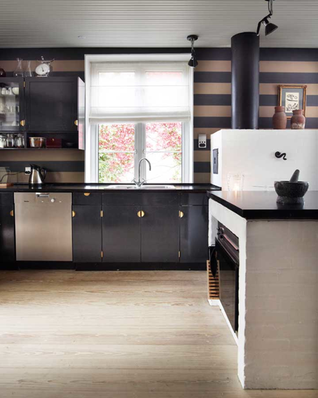 WALLPAPERS. WALLPAPERS.