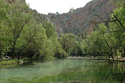 Naturaleza en estado puro en el Monasterio de Piedra