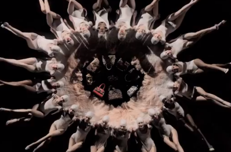 Louis Vuitton, Marc Jacobs at Les Arts Décoratifs: Fanclub