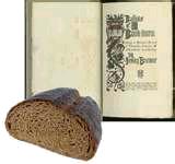 Medio pan y un libro