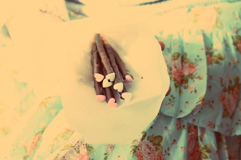 Post dulce pastel vintage and Sweet Dreams Eurythmics