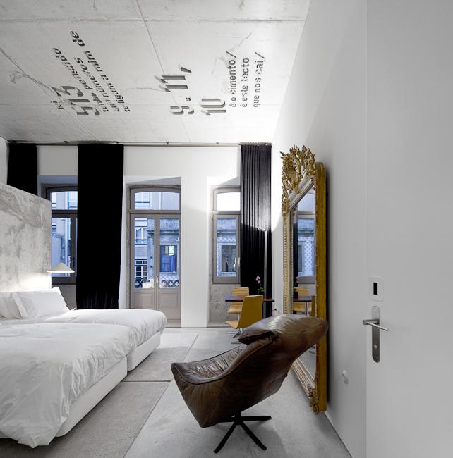 Casa do Conto: Cemento y piezas clásicas