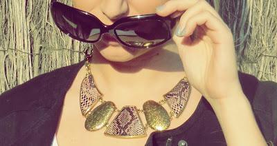 95. ¿A la calle con pijama?