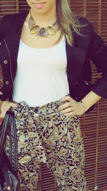 95. ¿A la calle con pijama?