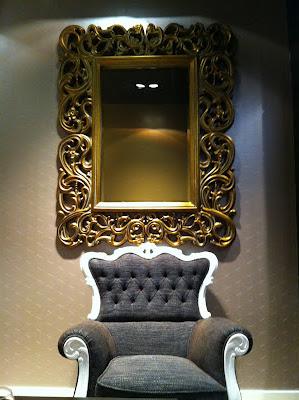 Corinto y oro: llamando al orden a M.