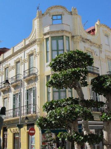 Melilla, paseo historia