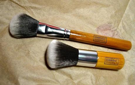 EVERYDAY MINERAL Brushes