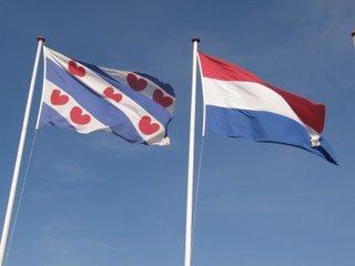 ¿Qué significa esa bandera de los corazoncitos?