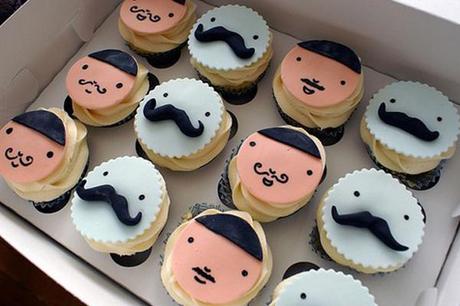 cupcakes de bigotes de azucar