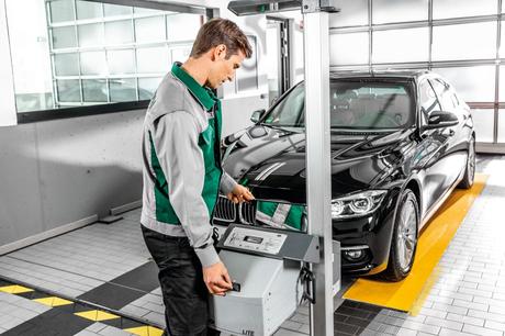 DEKRA informa de los vehículos que les toca pasar la primera ITV en 2026