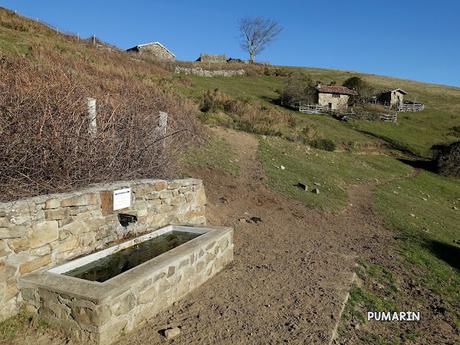 Les Cueves-La Carbazosa-Les Llombes-Picu la Carba-Pumarín