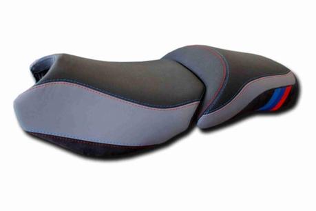 JM FUNDAS presenta su pack confort; funda de asiento para moto personalizada con soporte lumbar y espumado extra