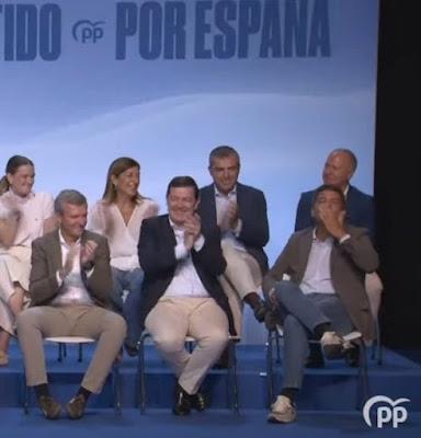 Volvió la imagen repudiable de Mazón en alerta roja por lluvias.