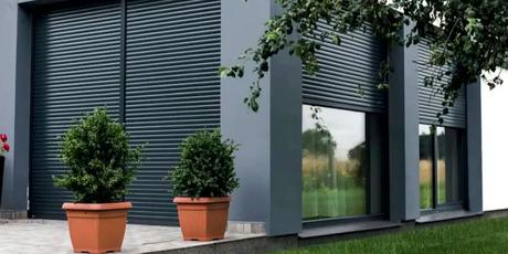 Tipología de persianas: más allá del simple enrollable