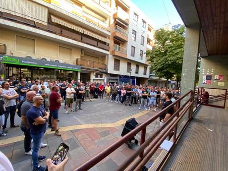 La plantilla de Eserman en Puertollano, obligada a negociar despidos, pide a los políticos que «cumplan sus promesas»