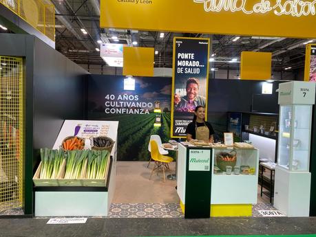 MuñozVal se posiciona en Fruit Attraction como referente en zanahoria morada con suministro anual asegurado