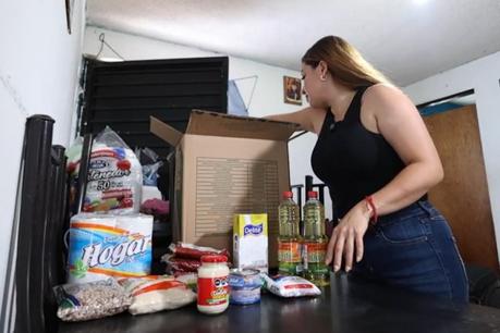 Programas de becas y apoyos alimentarios llegan a familias de Soledad