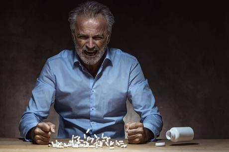 El mito del ‘yo controlo’; 5 creencias falsas que mantienen viva una adicción