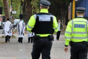 Aumentan a 37 los muertos por el derrumbe de una escuela en Indonesia