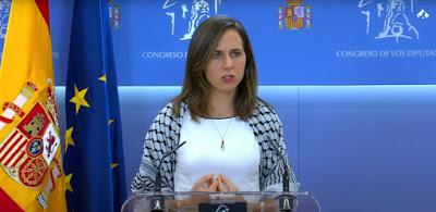 Israel aborda la Flotilla y detiene a sus tripulantes, impidiendo su llegada a Gaza. Israel aborda la Flotilla y detiene a sus tripulantes, impidiendo su llegada a Gaza.