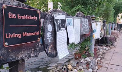 Un monumento para manipular la historia