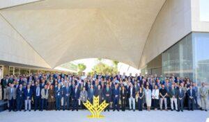 Rodrigo recibe a los tres jóvenes de C-LM que se van a formar en Asuntos Europeos