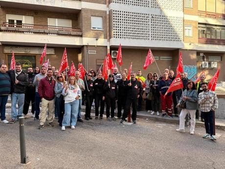 CCOO Guadalajara se concentra en ID Logistics de Cabanillas del Campo contra las represalias sindicales