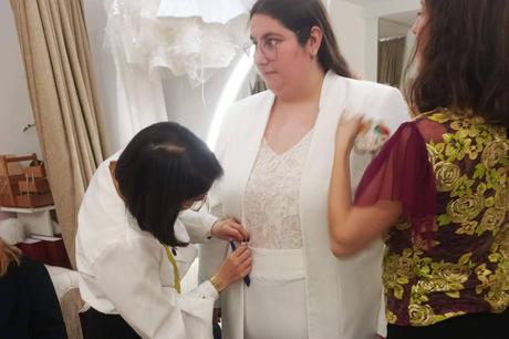 Valérie Moreau; Así se elabora un vestido de novia exclusivo en un atelier madrileño Valérie Moreau; Así se elabora un vestido de novia exclusivo en un atelier madrileño