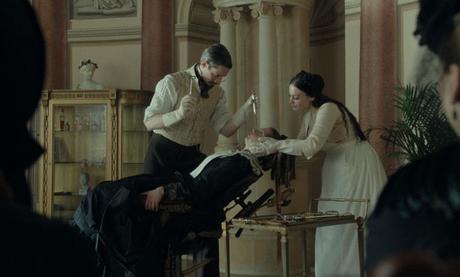 Este 9 de octubre llega el cuento de hadas más retorcido del año: «La Hermanastra Fea»