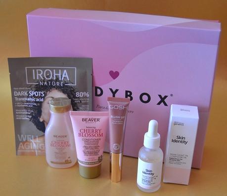 La cajita BODYBOX “Octubre Rosa” de Octubre 2025