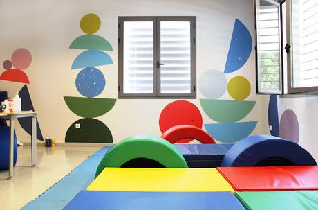 BLOGSSIPGIRL TE PRESENTA: CHRISTINA HEALY - HOLYOKE STUDIO, DOSIS DE ENERGÍA Y POSITIVIDAD EN CADA TRAZO.