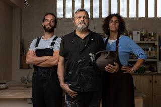 ACEITES ABRIL LANZA “SOMOS DE OLEIROS”, UN HOMENAJE A LAS MANOS QUE MOLDEAN  LA MEMORIA