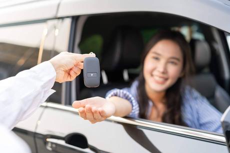 El renting se consolida como opción preferida entre los jóvenes conductores en España El renting se consolida como opción preferida entre los jóvenes conductores en España