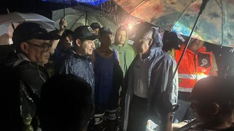 Entregan ayuda humanitaria en municipios de la Huasteca afectados por lluvias intensas