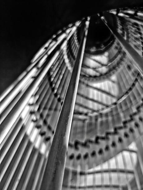 Hospital de Cruces. Escalera de Caracol  2 – Fotografía creativa móvil en Barakaldo | Ibarakaldo
