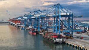 Trump rebaja el tono con Xi y asegura que «EEUU quiere ayudar a China, no hacerle daño»