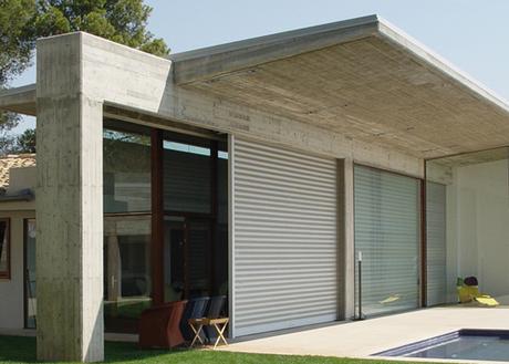 LAS PERSIANAS DE SEGURIDAD MÁS EFICACES DEL MERCADO: TECNOLOGÍA Y BLINDAJE CON PETROSECUR