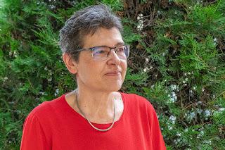 DEL POEMA DE CADA DÍA. HOY, BENDITA IMPERFECCIÓN, DE MARISA CALERO