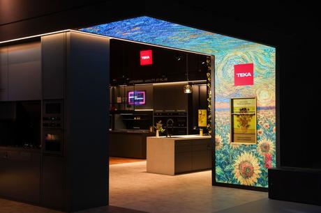 El arte de Van Gogh y la tecnología europea llegan a las cocinas chilenas