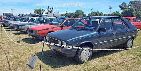 Clubes, stands y presentación de un libro Clubes, stands y presentación de un libro