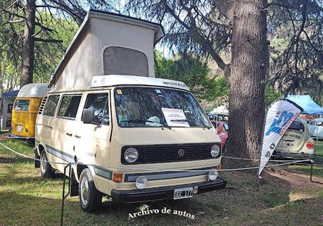 Clubes, stands y presentación de un libro Clubes, stands y presentación de un libro