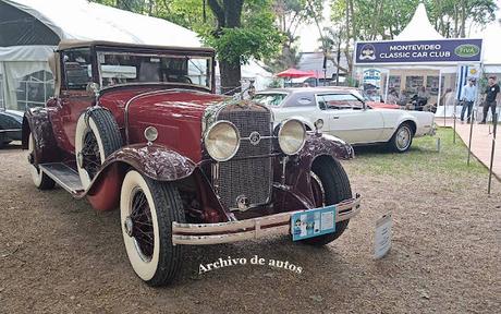 Clubes, stands y presentación de un libro Clubes, stands y presentación de un libro