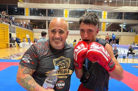 Golpe de autoridad en kickboxing; Mikel Castro, campeón, y Alejandro Vizcaíno logra una épica plata en la Stars League Golpe de autoridad en kickboxing; Mikel Castro, campeón, y Alejandro Vizcaíno logra una épica plata en la Stars League
