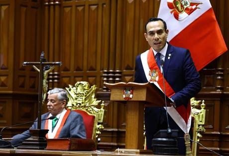 El nuevo presidente Perú sigue sin encontrar primer ministro cuatro días después de su nombramiento
