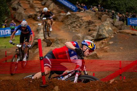 Martín Vidaurre se consagra Subcampeón Mundial del Circuito de Mountain Bike 2025