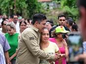 Entregan electrodomésticos apoyos alimentarios familias afectadas lluvias Axtla Matlapa