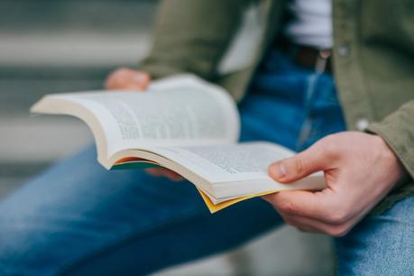 Qué sucede en el cerebro cuando lees? {Spanish}